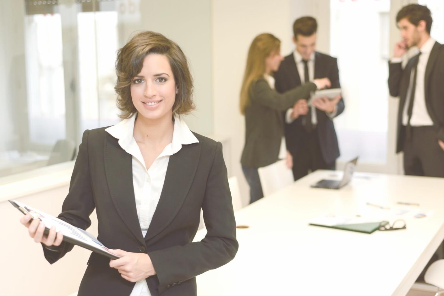 Espace de consultation financière moderne et accueillant